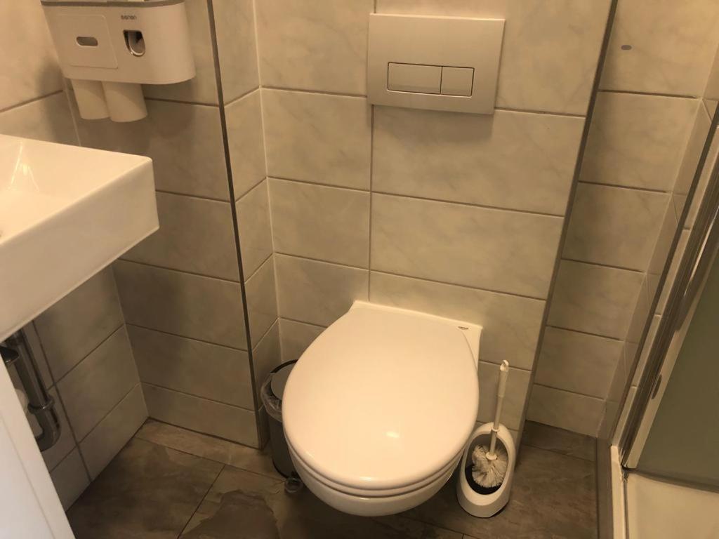Gaestehaus Pellinger Hof Pellingen Zimmer foto