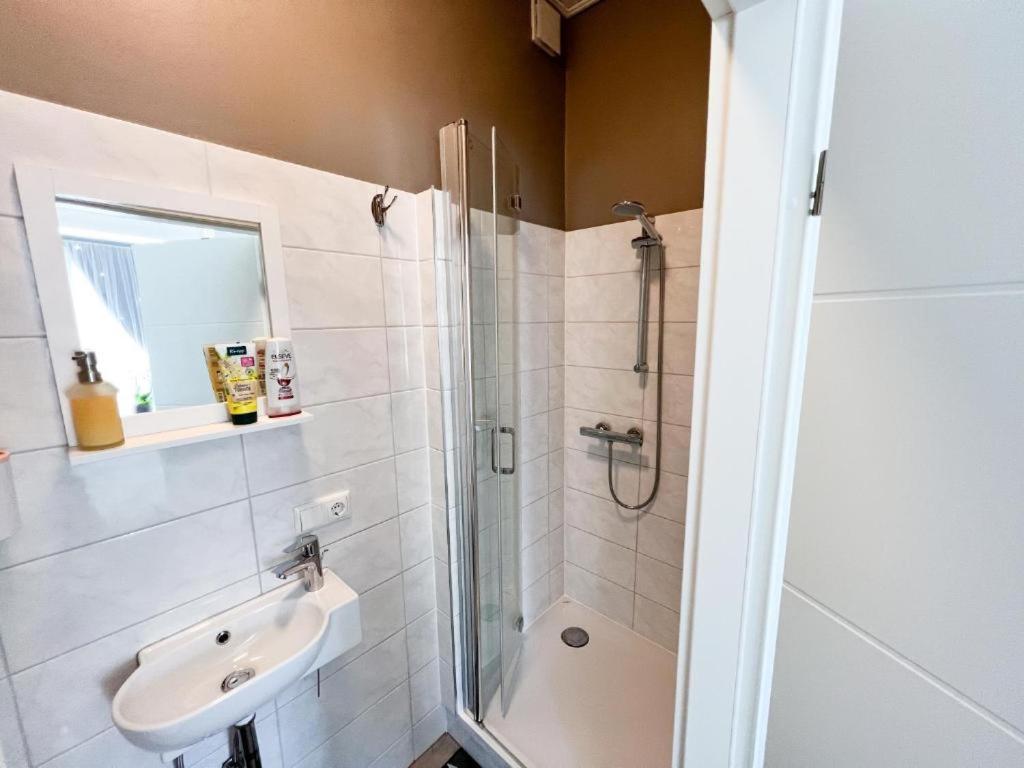 Gaestehaus Pellinger Hof Pellingen Zimmer foto